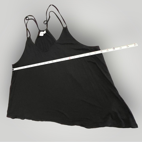 Gap Black Camisole - Picture 5 of 13